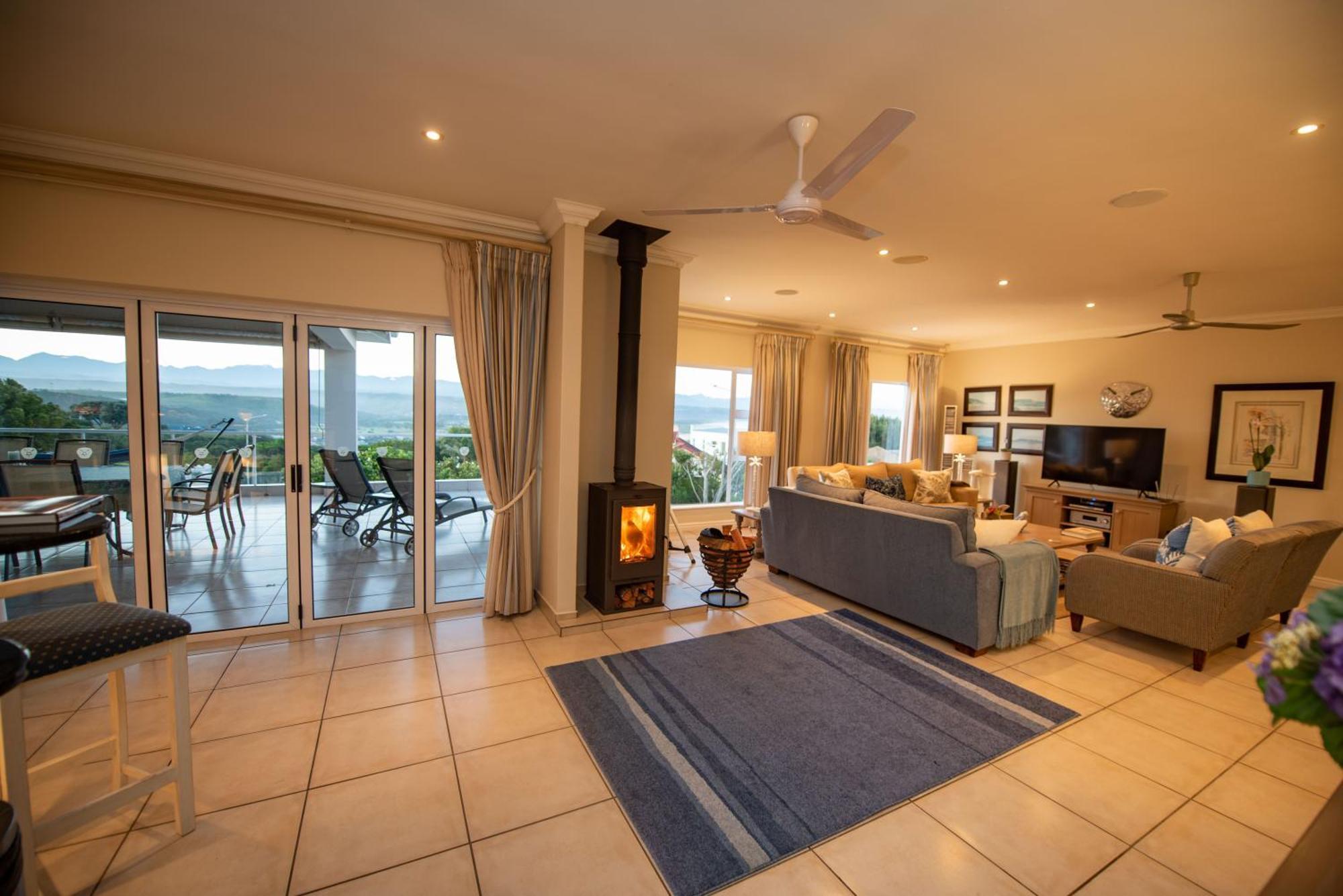 Lovely 2 Bedroom Rental Unit With Exquisite Views Plettenberg Bay Esterno foto