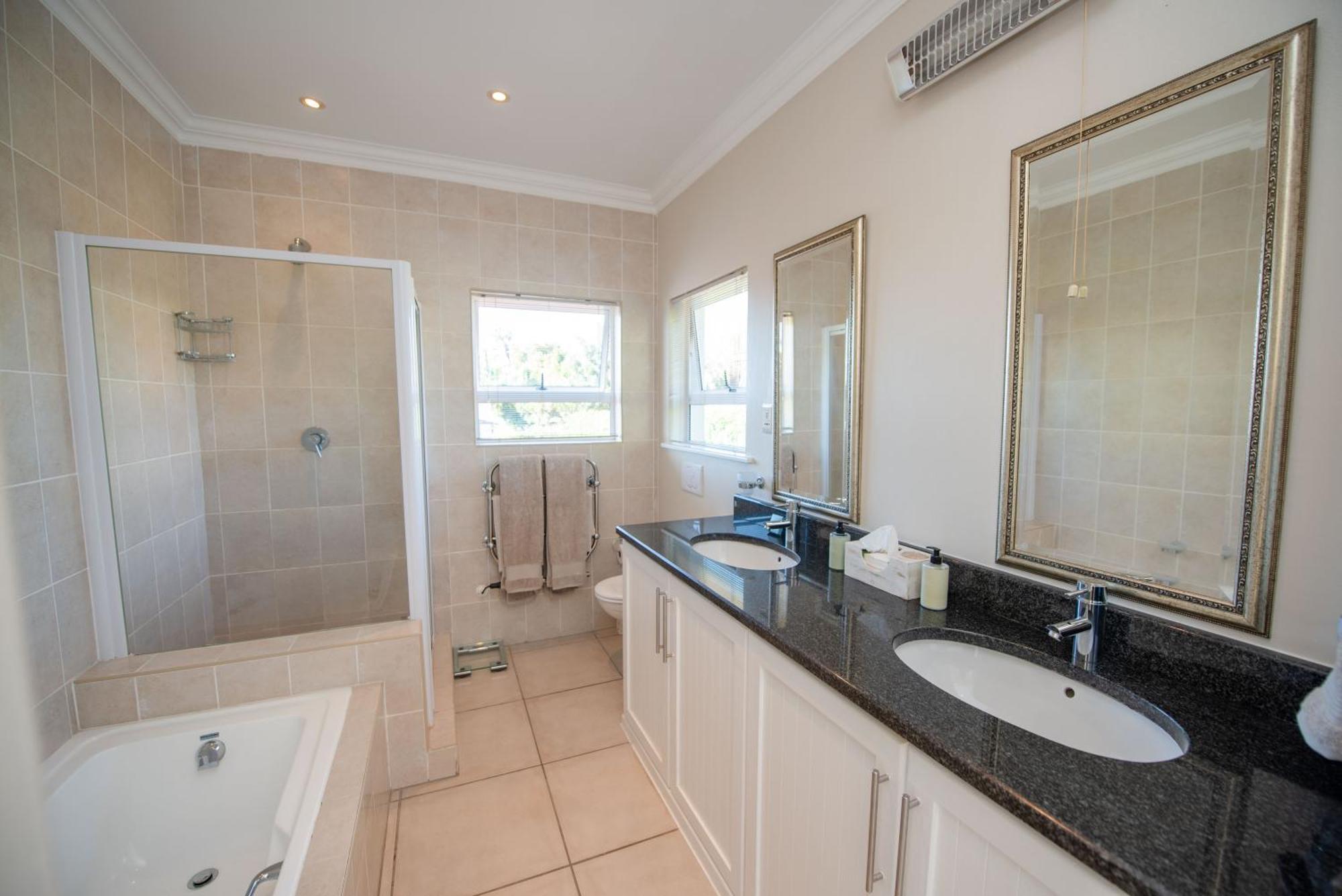Lovely 2 Bedroom Rental Unit With Exquisite Views Plettenberg Bay Esterno foto